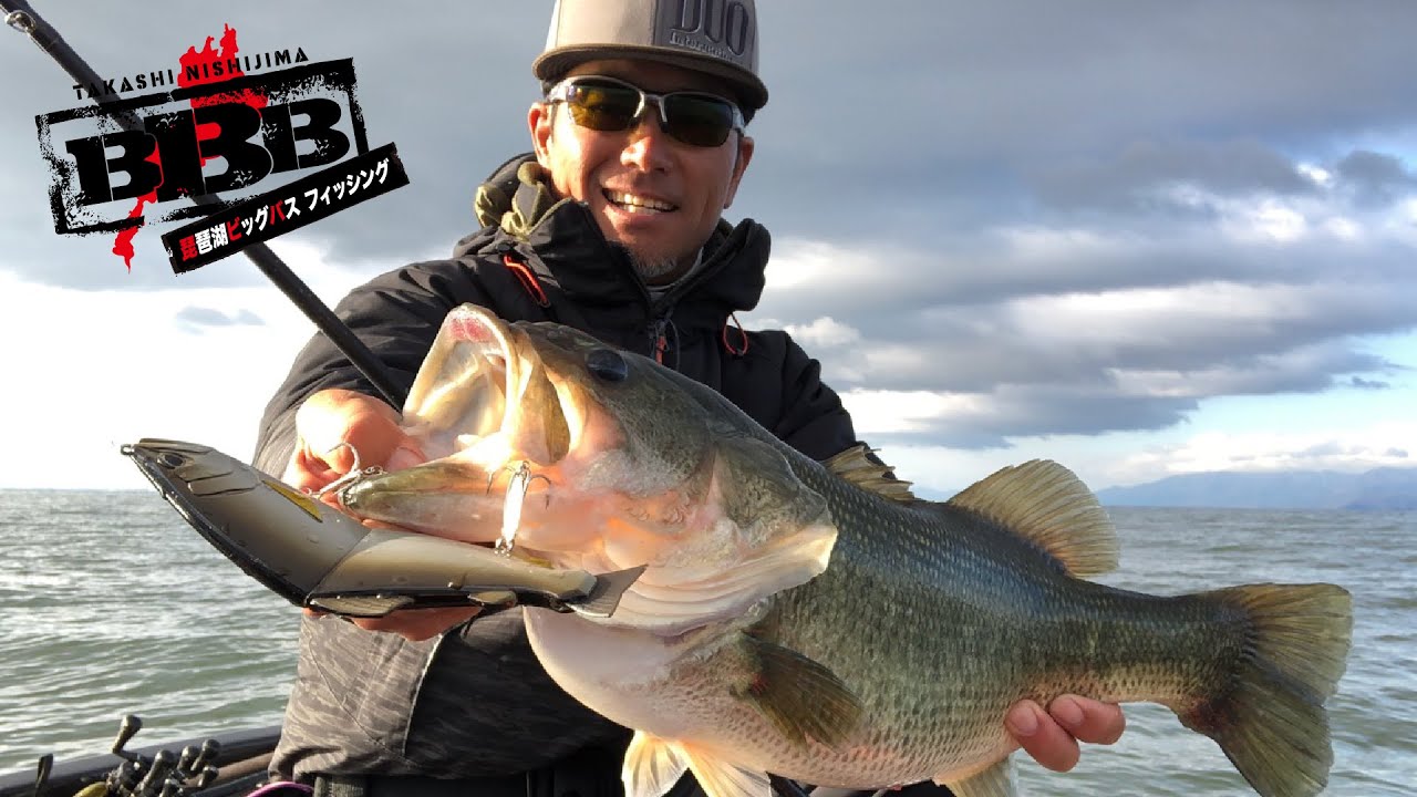 Winter fishing for big bass in Biwa lake with Realis Japan pro