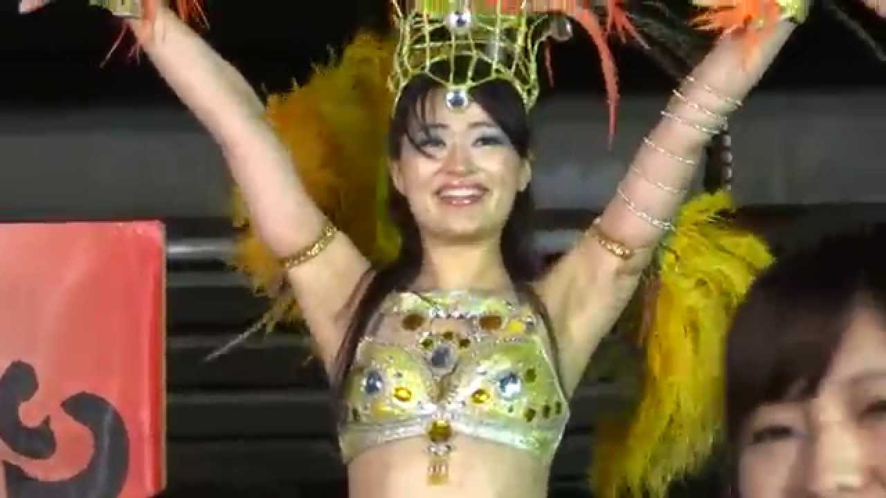 みんあで楽しく演奏しているサンバ動画 サンバで動画