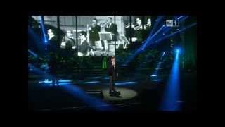 Gianni Morandi in Vita duetto virtuale con Lucio Dalla