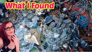 Treasure Hunting Fron 100 Vintage Jewelry Lot 14k Gold Swarovski And More Beauties