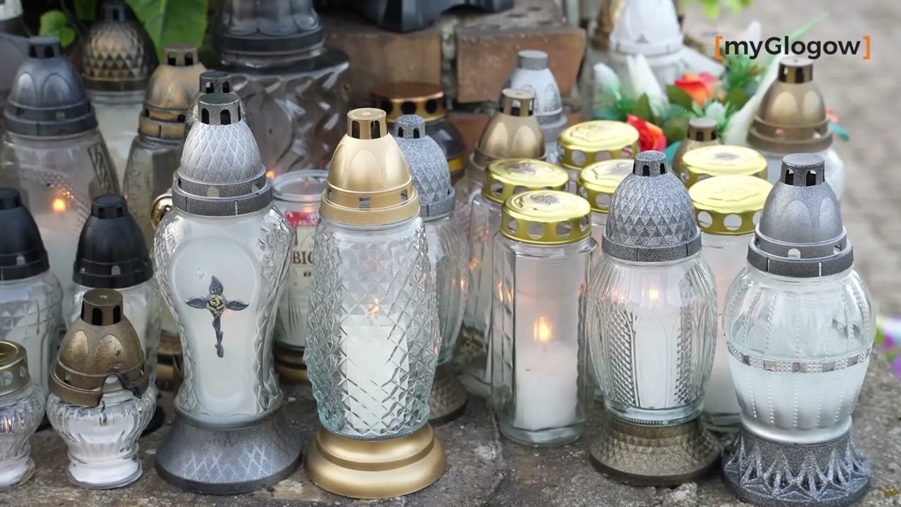 Ruch na cmentarzach w Głogowie. Nagrobki przystrojone na Wszystkich Świętych