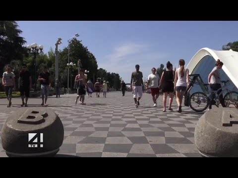 აჭარაში ტურისტული სეზონი გაიხსნა ტურისტები კი გასართობი ცენტრების სიმცირეს უჩივიან