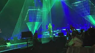 Robbie Williams - Feel - Live at Amsterdam Ziggo Dome 28 Jan 2023