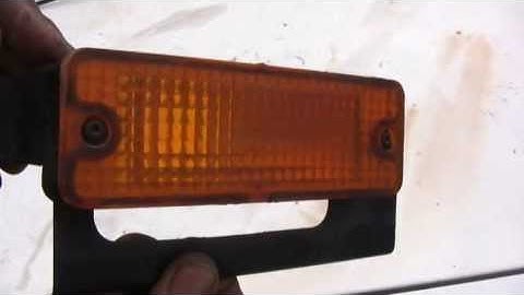 Pontiac Fiero Front Turn Signal RH
