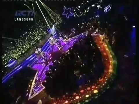 Jangan Takut Gelap - @TheFinestTree (Acoustic Live at @2013_IdolaCilik)