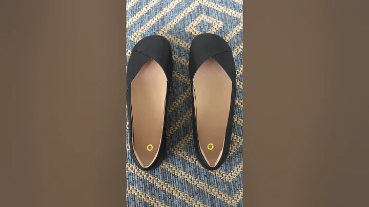 Angie Lawrence Reviews a Dressy Women's Flat  - Xe...