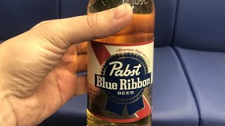 Обзор  на Пиво Pabst Blue Ribbon.Американское пиво на Русский лад