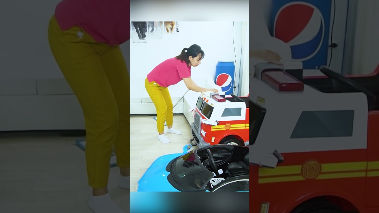 Fun With Color Balls | Plastic Balls | BONG FAMILY 