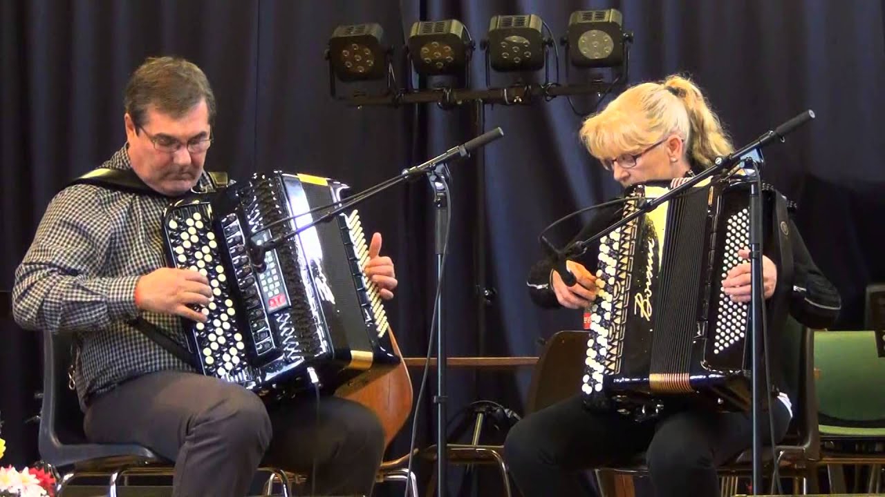 Erna Fagerli og Kjell Harald Langhaug på Nordnorsk trekkspilltreff - Polleidet 2015