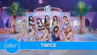 TWICE Performs 'Alcohol Free' Resimi