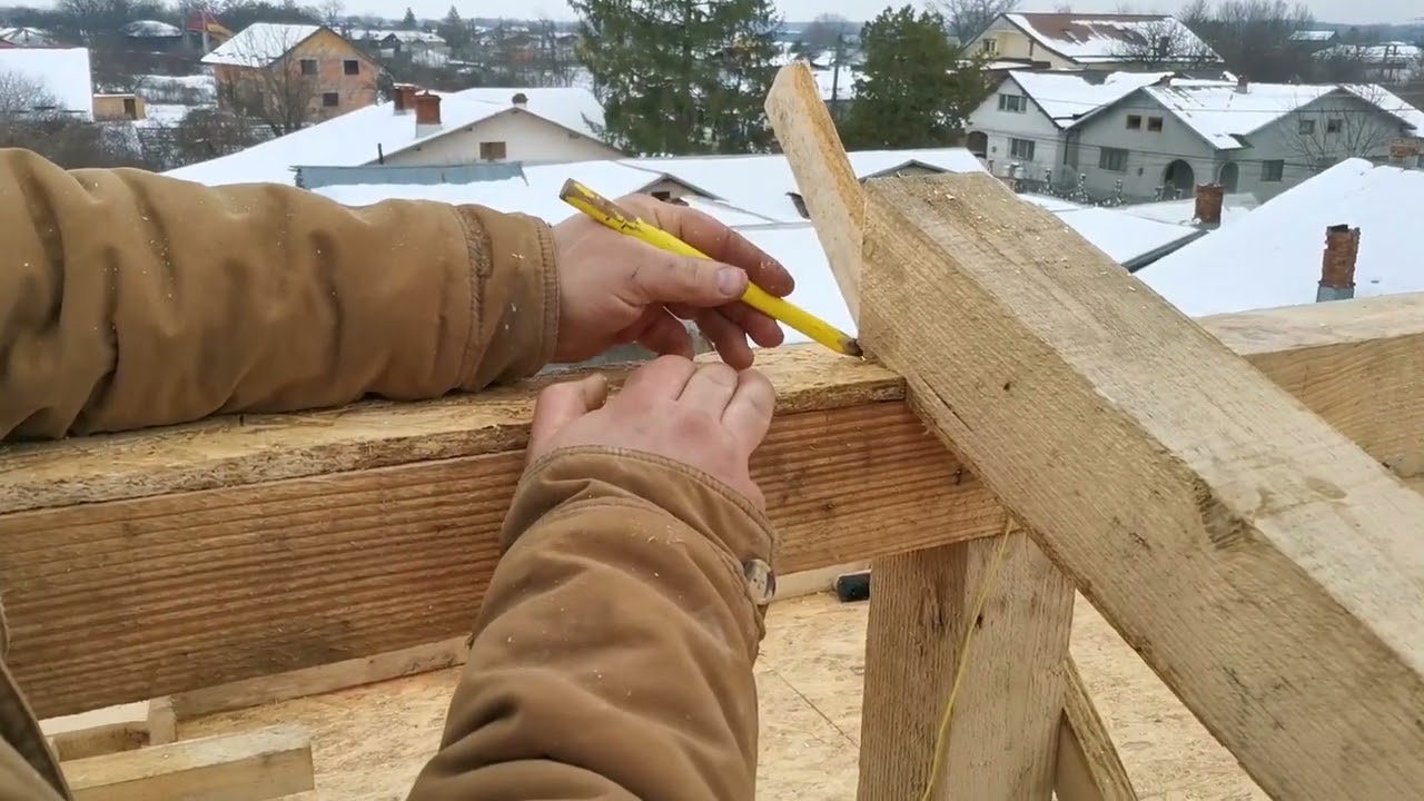 Episodul 16, cum se face un planseu din lemn si acoperiș cu 4 șarpante!