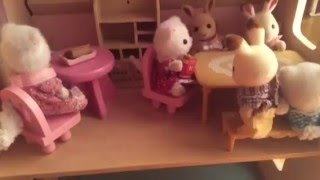 ZÖE'S FIRST DAY AT SCHOOL // Sylvanians stop motion