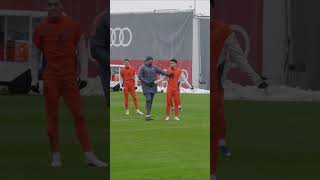 Coach Kompany puts on a 𝒔𝒉𝒐𝒘 💥😮‍💨