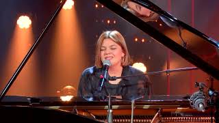 Louane - Le bateau coule (Live) - Le Grand Studio RTL