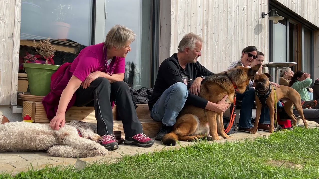 Stephanie Lang von Langen Hundekompetenz und Ausbildungszentrum
