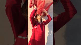 Anchal Gulabi Kali Kali Zulfon K Phande