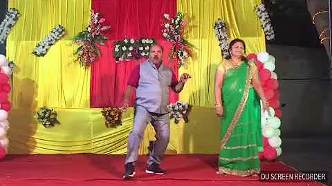 Taqdeer- Hello Title song.. with this famous dancing uncle