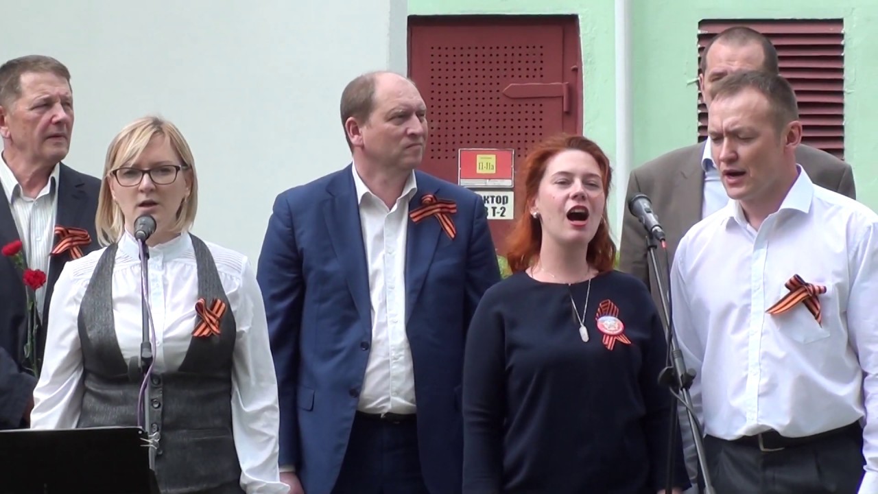 "Вспомните, ребята!" - музыка Виктор Берковский, стихи Дмитрий Сухарев ...