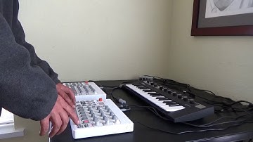 Yamaha Reface CP - Elektron Model:Samples X2