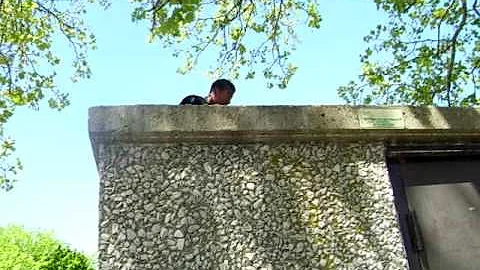Ronald Dodson breaks his board