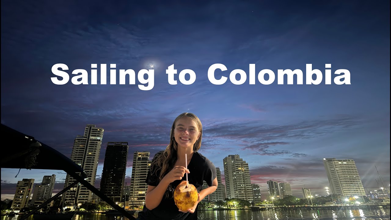 ⁣Family Sailing Life: Submarin, Dolphins & Debris