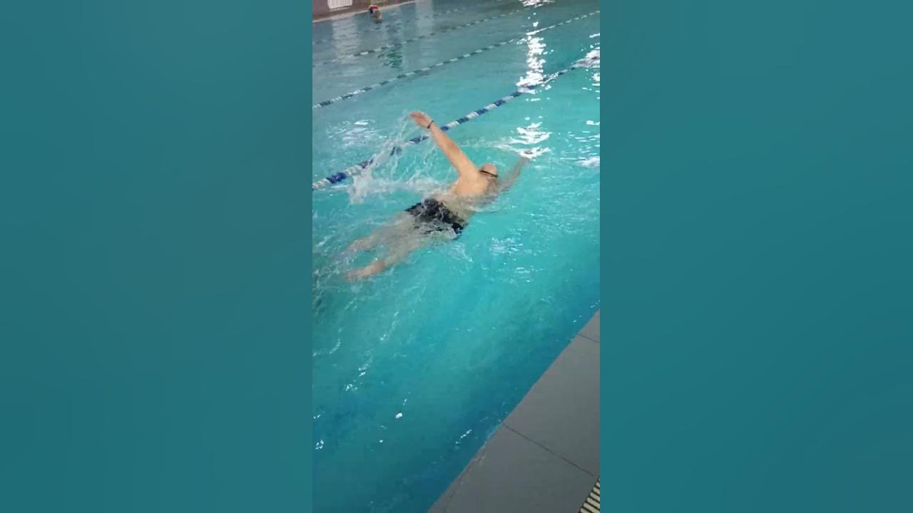 Замечательный бассейн в Импульс Фите - YouTube