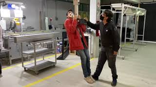 MT Prueba de un brazo extensible con movimiento en tres ejes