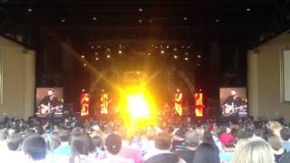 Chris Young - Voices(Live)