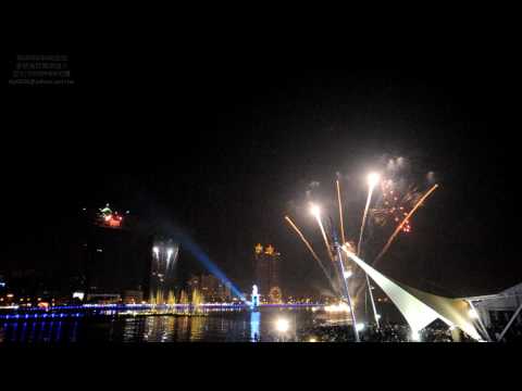 2010-02-20-高雄燈會藝術節開幕煙火.wmv