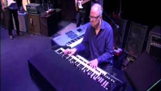 Video thumbnail of "Robert Cray ~ The One In The Middle"