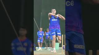 Arjun Tendulkar's run-up | Mumbai Indians screenshot 5