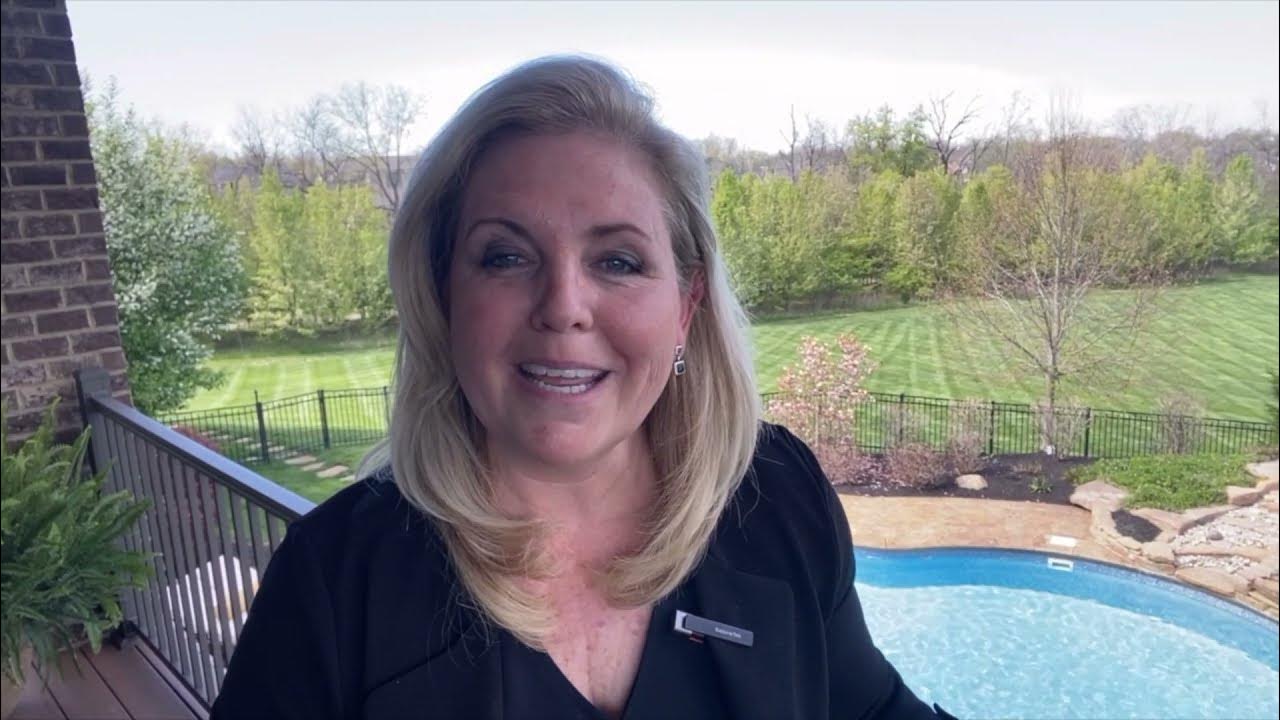 Virtual tour of a magnificent show home in Liberty Township, Ohio