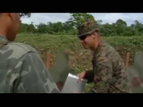 US Marines work with Filipino Marines as part of Operation Enduring Freedom.