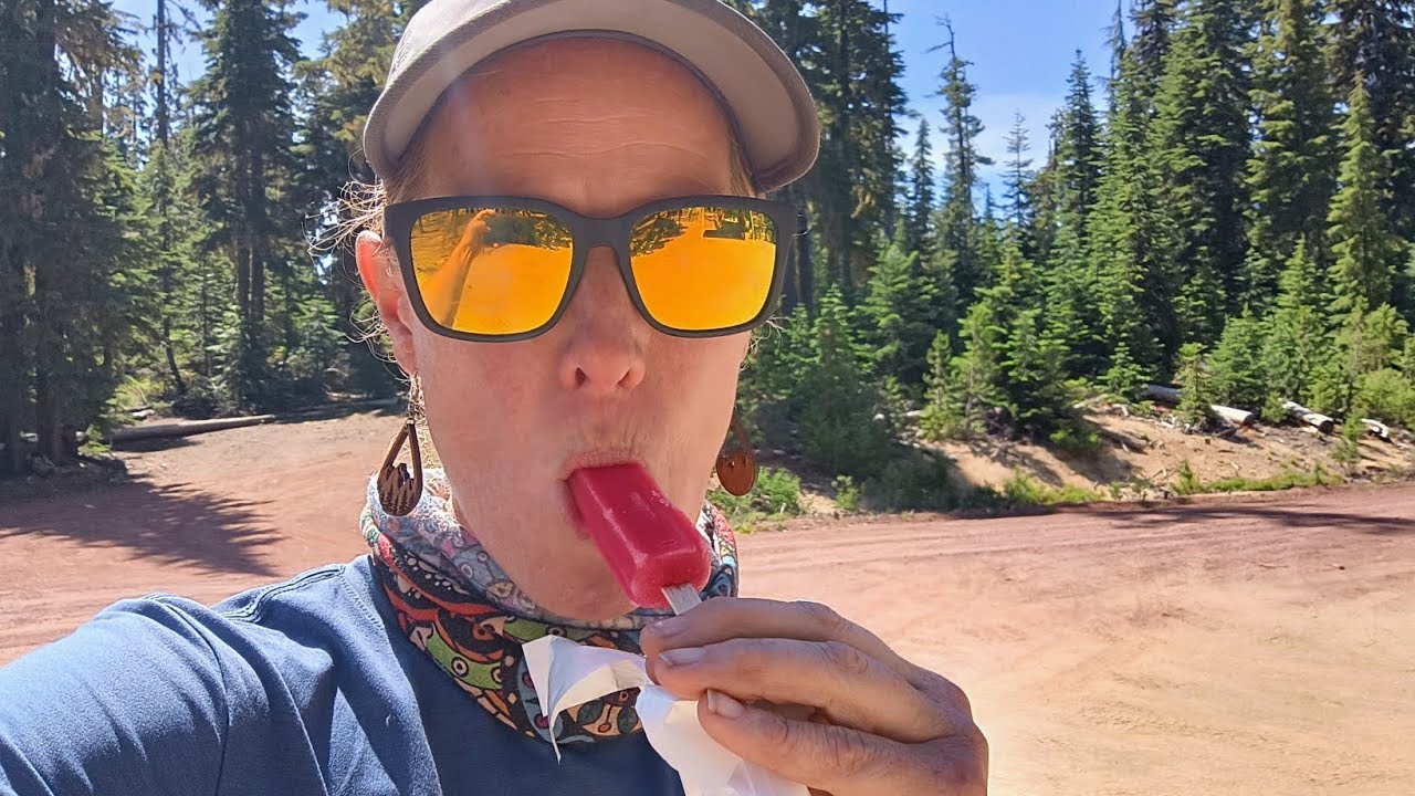 Day 15: Trail magic,water carries and BUGS!!  Oregon PCT Section hike 