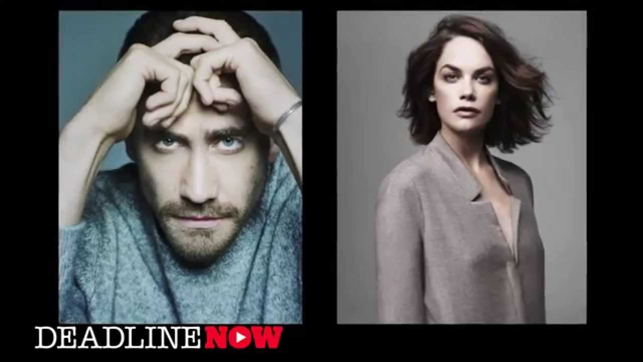 Constellations Review Jake Gyllenhaal, Ruth Wilson Debut on Broadway