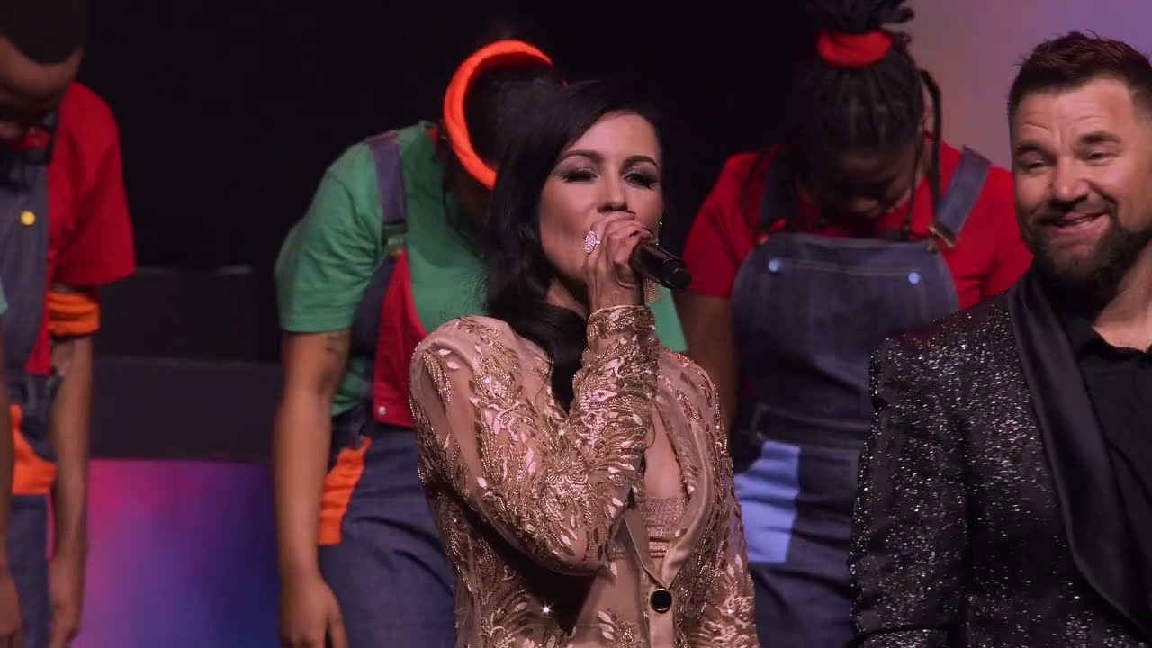 在 YouTube 上观看 Various Artists - Stand Up (Live at Sun Arena / Lexus Pop Classics 2023) 在 YouTube 上观看 Various Artists - Stand Up (Live at Sun Arena / Lexus Pop Classics 2023)