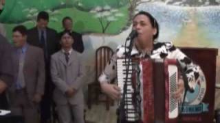 Tania e sua sanfona - Divino Companheiro.wmv