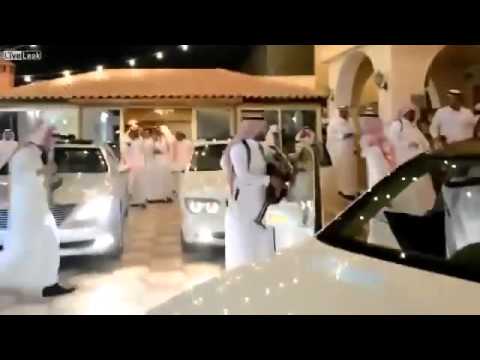 Zengin Arap Düğünü   Silahlar Konuşuyor