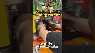 35-Ton Vertical Injection Molding Machine For Fuse Plug Injection Molding