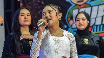 YANG LAGI VIRAL LAGU BULAN - DHEA GEMOI FEAT FILY KURCACI LIVE SHOW ANGKRINGAN TEH ITA