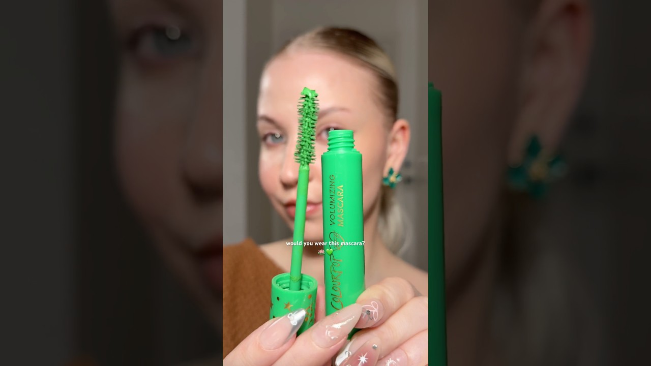 would you try this bright green mascara👀💚