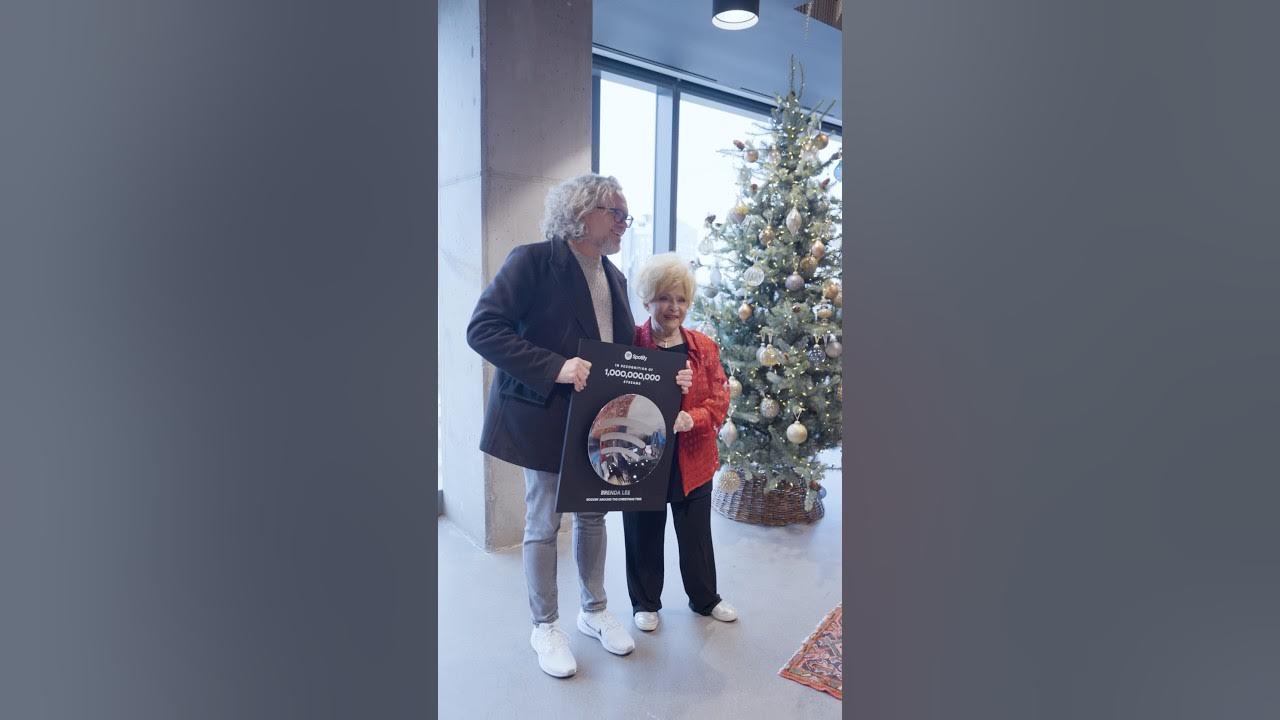 Brenda hits 1B streams on @Spotify & earns 7x Platinum for "Rockin' Around the Christmas Tree"! Brenda hits 1B streams on @Spotify & earns 7x Platinum for "Rockin' Around the Christmas Tree"!