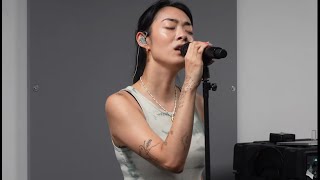 building the hold the girl tour | RINA TV