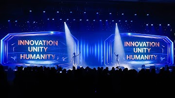 MÚA TƯƠNG TÁC MÀN HÌNH LED RA MẮT BỘ NHẬN DIỆN THƯƠNG HIỆU ĐẠI HỌC CÔNG NGHIỆP THÀNH PHỐ HỒ CHÍ MINH