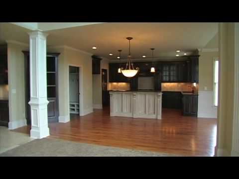 Laura's Video Tours - SAMPLE Real Estate Video