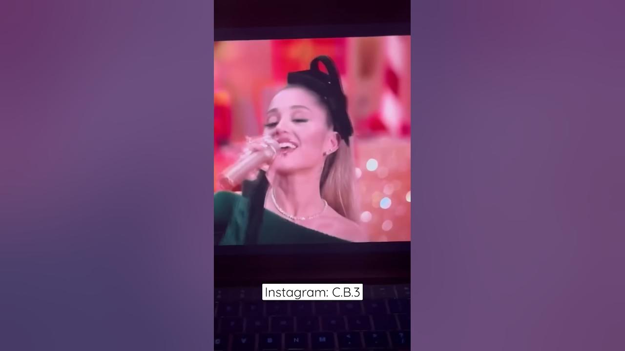The “Oh Santa” video is iconic😂 #mariahcarey #arianagrande #jenniferhudsonshow #shorts