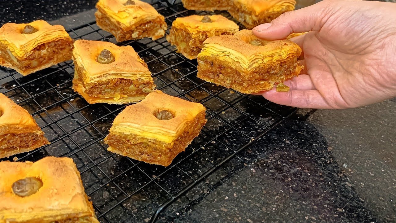 وصفات  لشهر رمضان🌜2025  البقلاوة الحاره.البكلاوة الحاره بعجينه سهله وسريعه مقرمشه #وصفات_رمضان