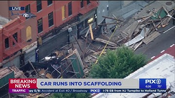 Car slams into scaffolding on Brooklyn street