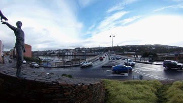 Hand Across the Divide 360