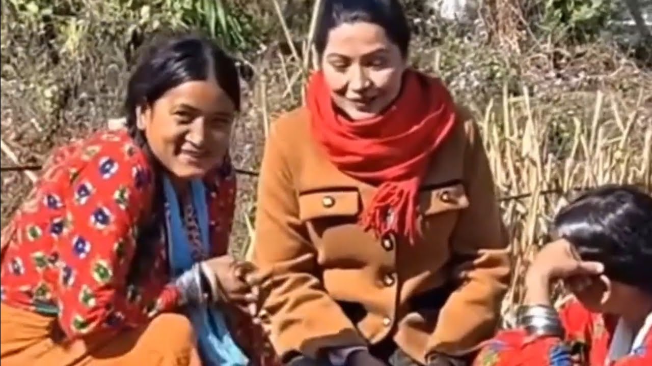 राउटे बस्तीका केटीहरु केटाहरुलाई यसरी फकाउँदा रहेछन्//Lifestyle of Raute Community